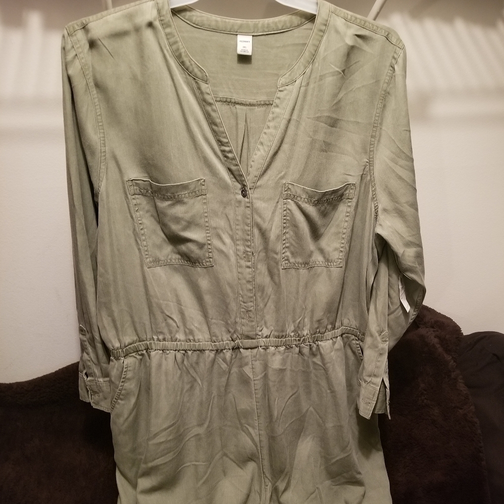 Plus Size long sleeve romper. Never been worn